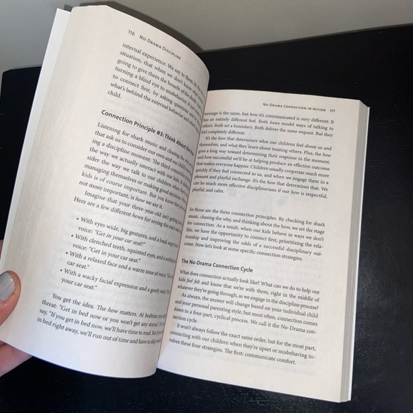 No Drama Discipline Book (NEW condition) - Picture 2 of 3